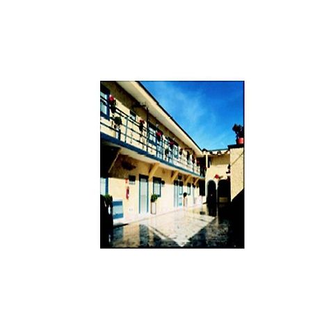 Hotel Sta Lucia Celaya  Extérieur photo